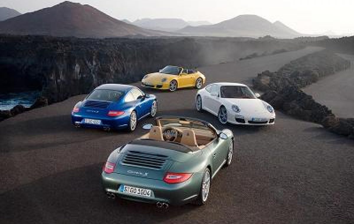 Νέα Porsche 911 με άμεσο ψεκασμό καυσίμου και κιβώτιο ταχυτήτων διπλού συμπλέκτη